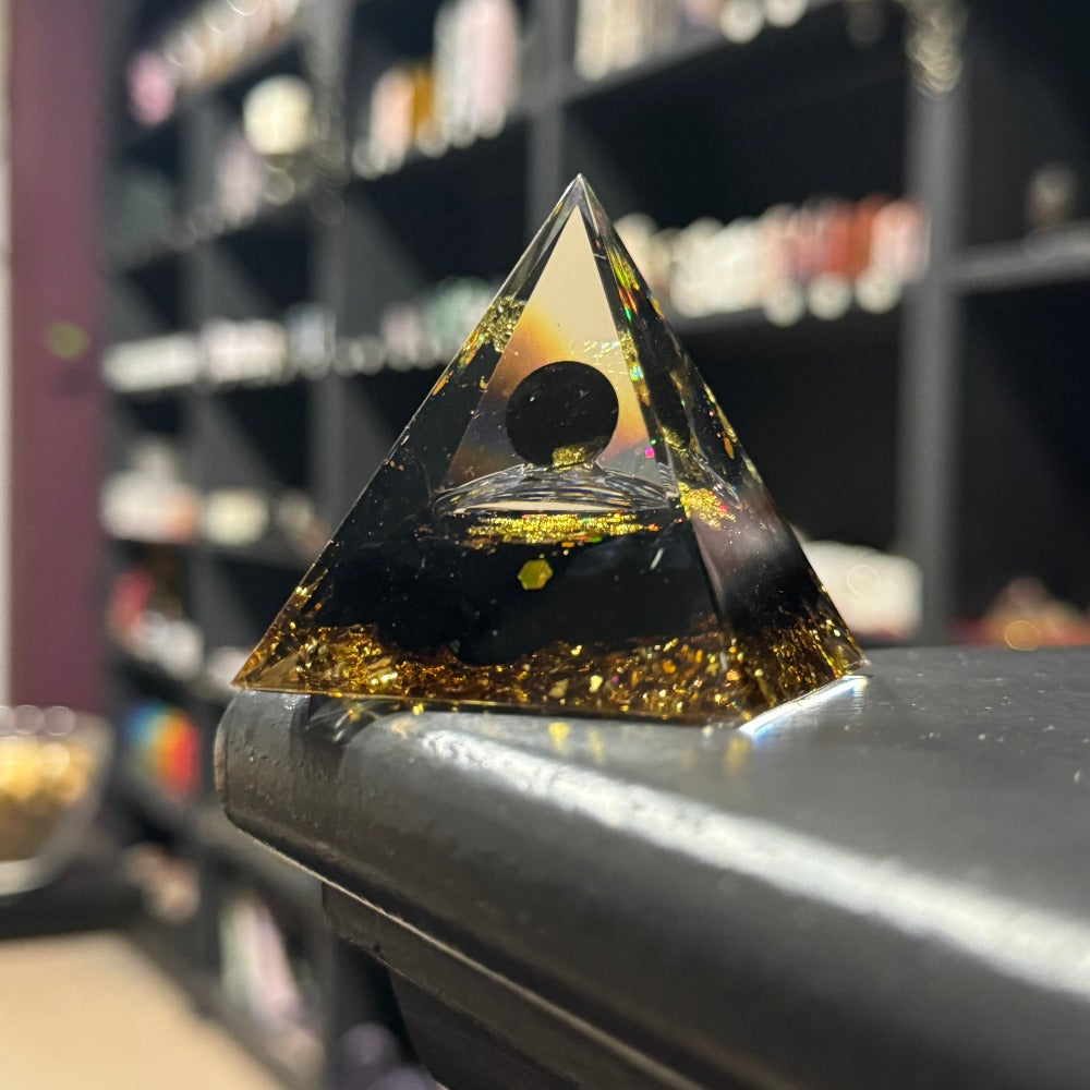 Orgonite - Pyramid B004