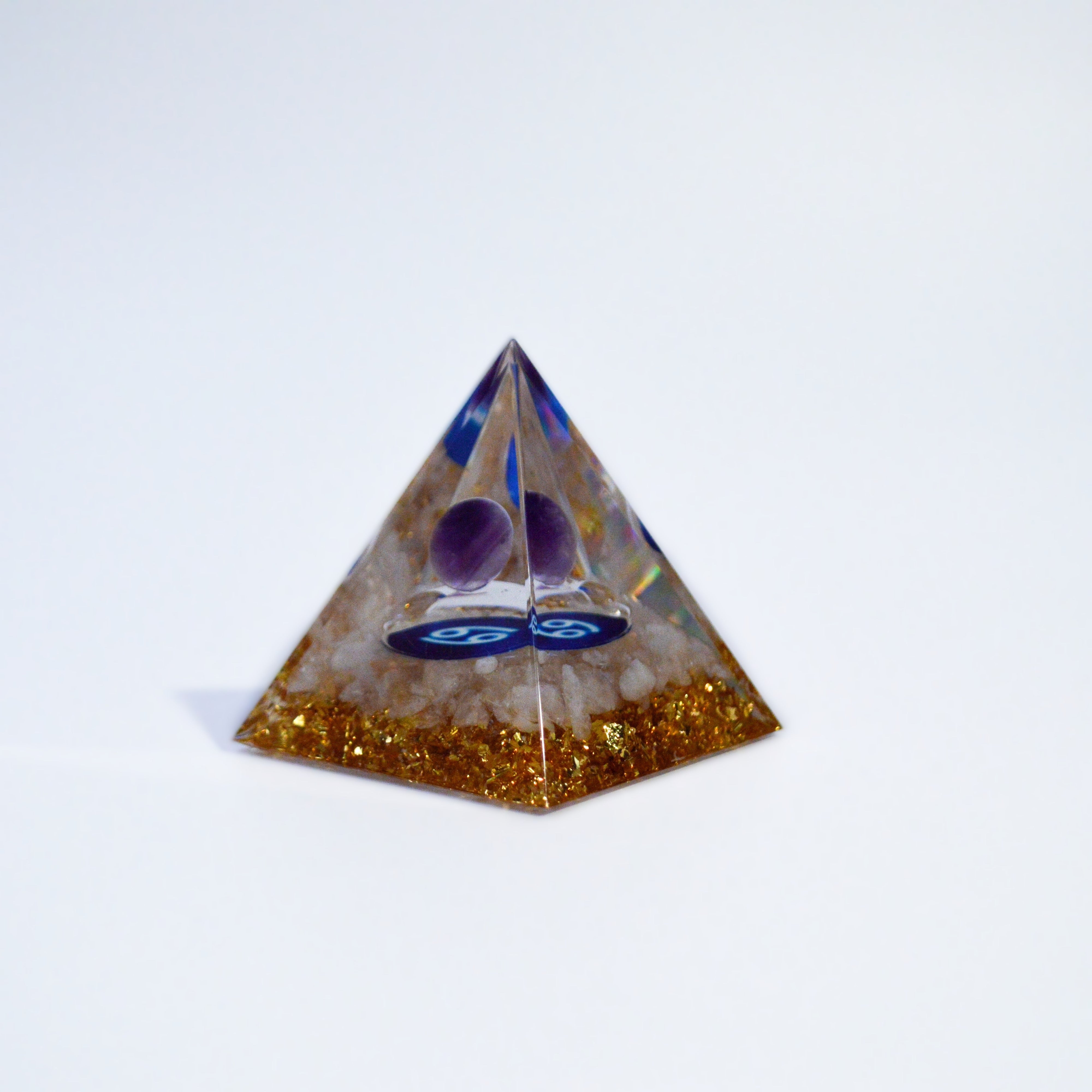 Orgonite - Zodiac Pyramid "CANCER"